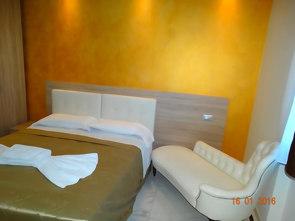 Hotel Moderno Грумелло-дель-Монте Екстер'єр фото