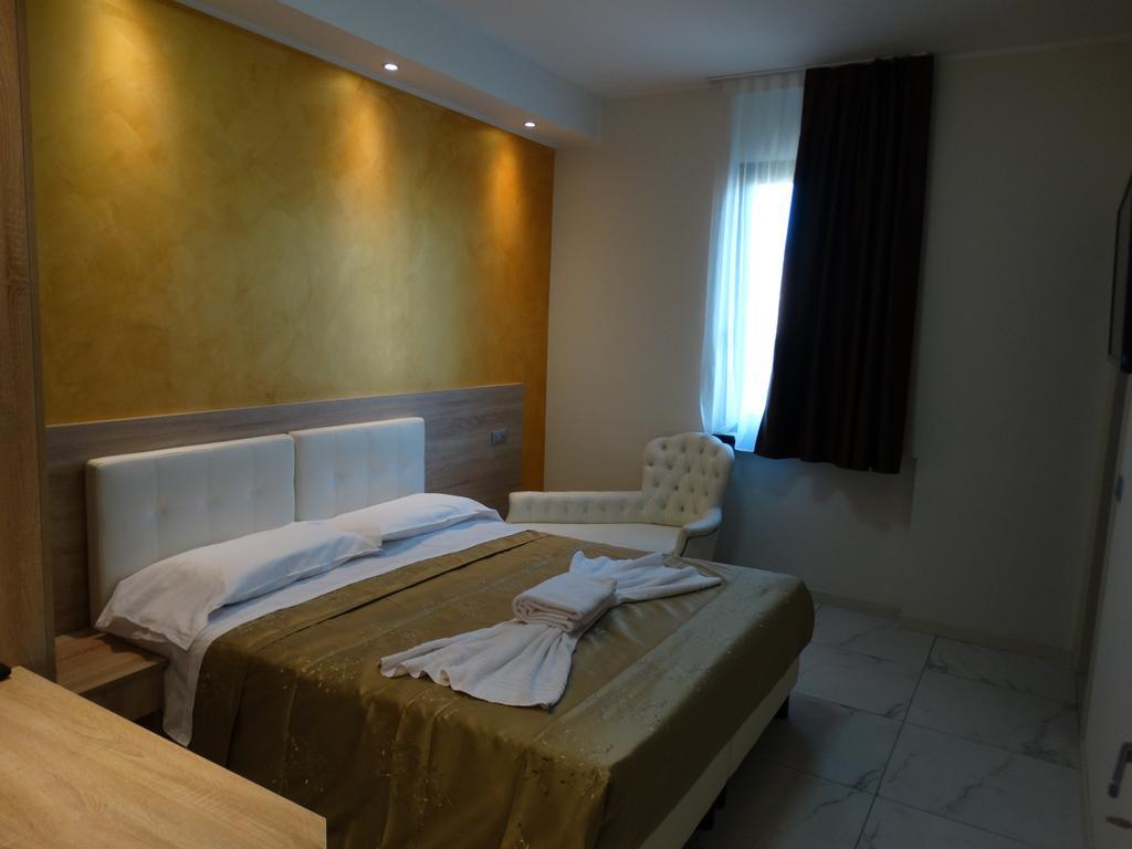 Hotel Moderno Грумелло-дель-Монте Екстер'єр фото