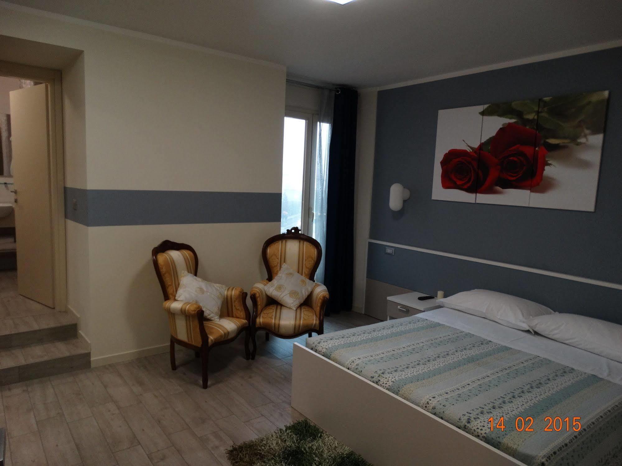Hotel Moderno Грумелло-дель-Монте Екстер'єр фото